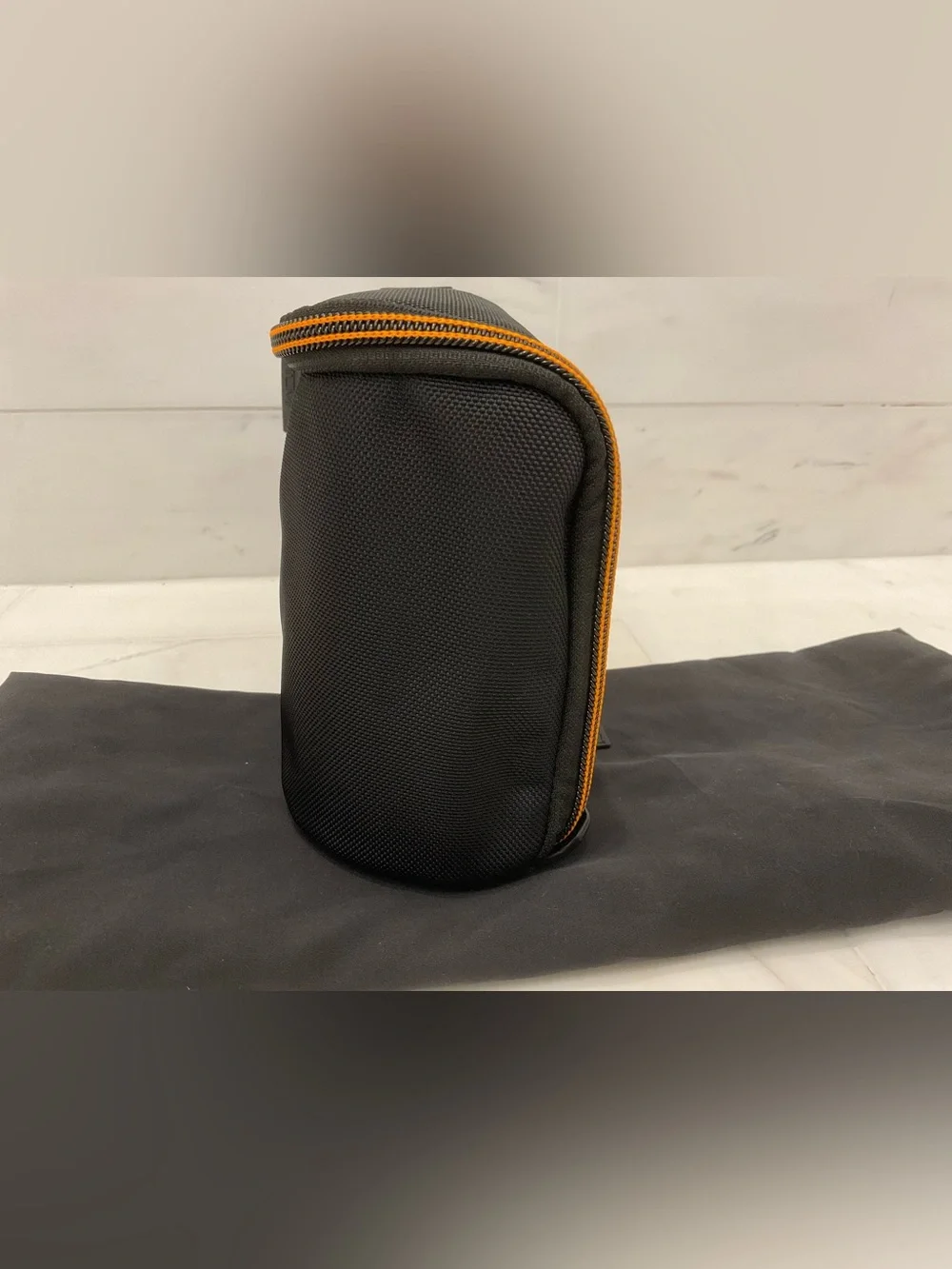 NWOT Tumi McLaren REMEX 10.0” x 5.25” Accessory Kit Bag - BLACK & PAPAYA ORANGE